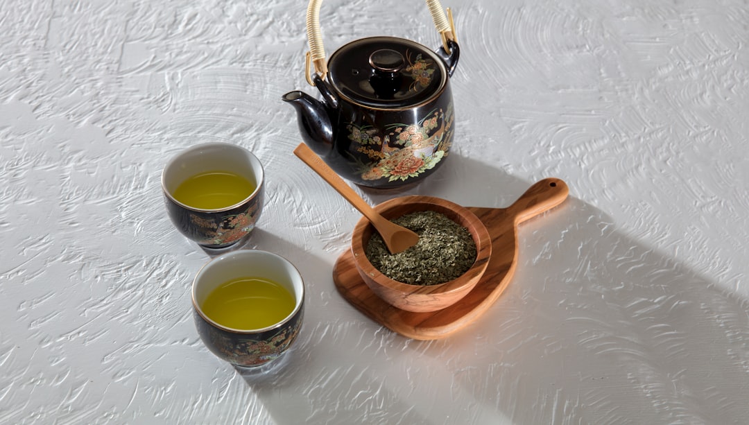 5 DIY Herbal Teas to Soothe Anxiety